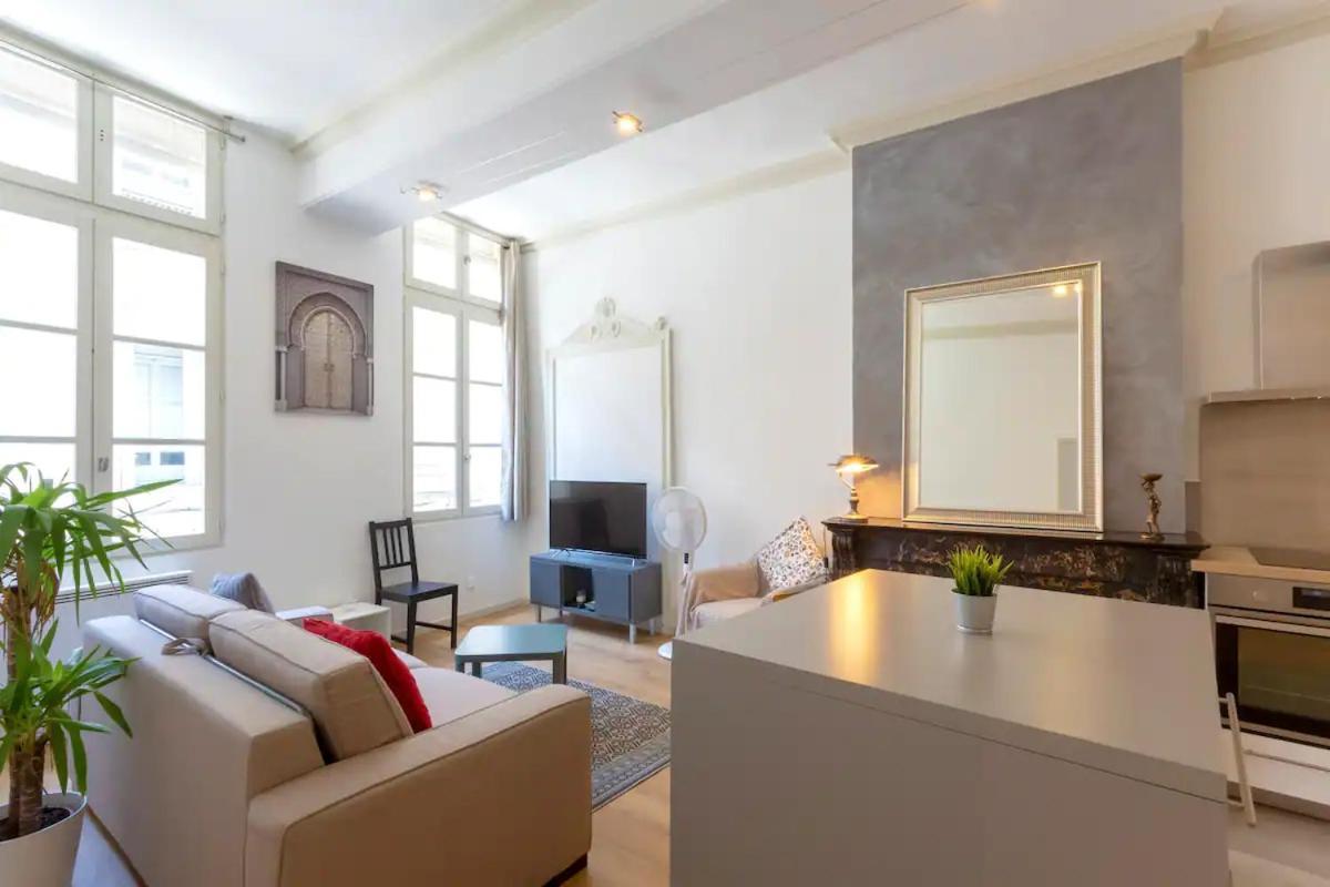 Апартаменти Magnifique 2 Pieces - Plein Centre - Tram 1 Min Монпельє Екстер'єр фото